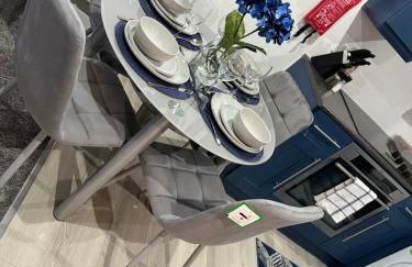 Modern 2 Bed Apartment - Blue Madison - Foto 8