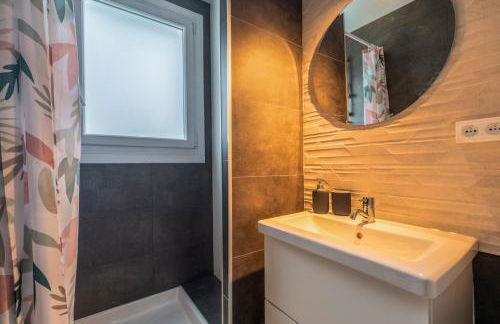 Two bedroom apartment near shops & tram - Foto 17