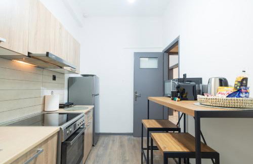 Entire, spacious, spotless apartment, in Ilioupoli, Greece - Foto 18