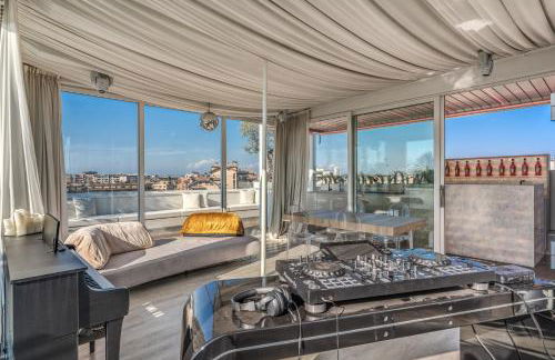 SkyJungle, luxury penthouse private pool and spa - Foto 23