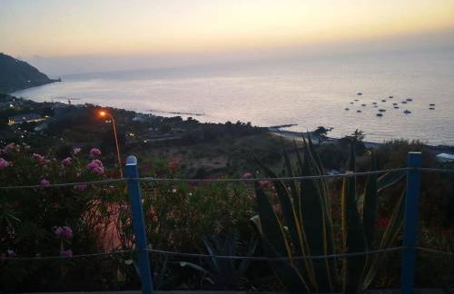 Casa Spisidda Appartamento monolocale "Vulcano" per 4 persone con vista sulle Eolie - Foto 68