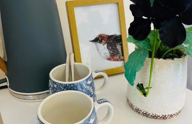 By the River - Foto 24