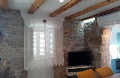 Styling, amazing home - Photo 2