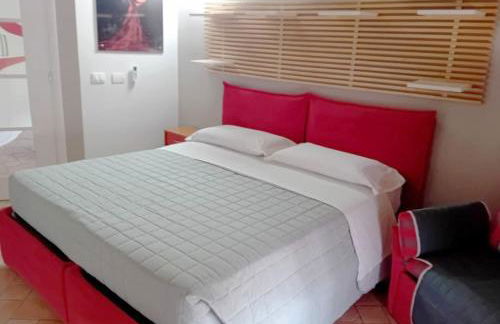 Casa Happy - La mansarda del sorriso con parcheggio privato a Valcorrente - Foto 13