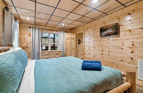 Mountains r Calling, Cozy Hideaway, King Beds, Hot-Tub, Arcade, EV Ready - Foto 29