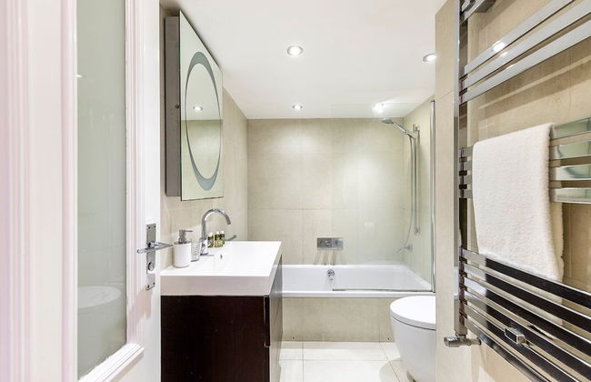 Charming Two-Bedroom Flat in West Hampstead - Photo 19