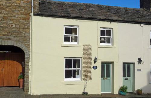 Burn Cottage - Photo 2