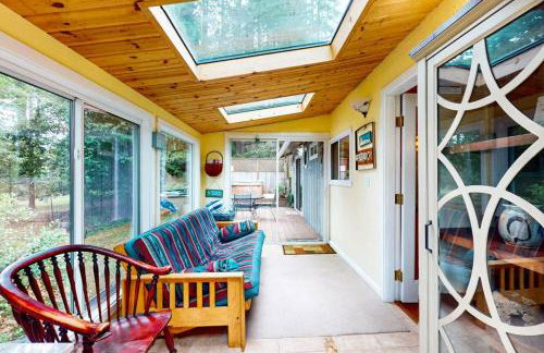 Feelin' Beachy - Photo 27