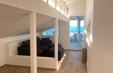 Ale Mare - Attico con idromassaggio vista mare - Foto 4