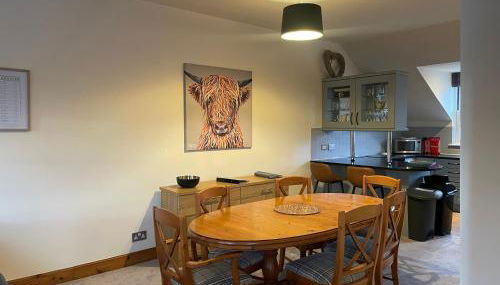 The Town House - Photo 4