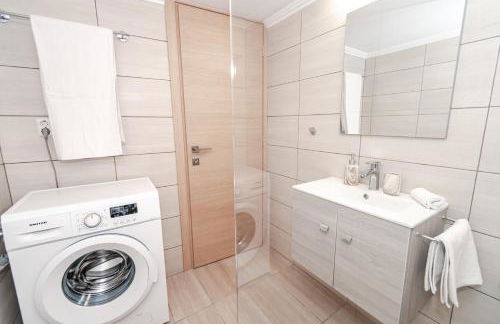 Chistina’s brand new apartment - Foto 28