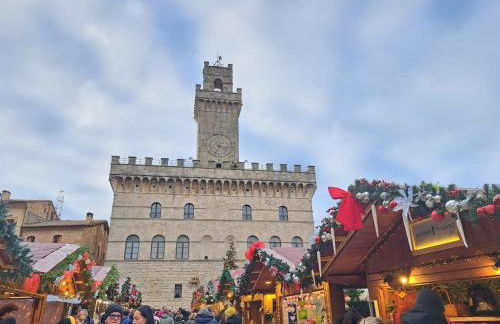 Mansarda con solarium panoramico su centro storico di Sarteano vicino alle famose terme della Val d'Orcia - Photo 31