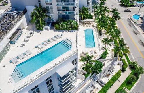 The Glamour of Upscale Downtown Ft. Lauderdale - Foto 33