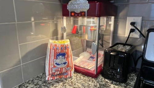 Free Parking! Comfy 1Bedroom Unit! 10 min to Midtown & 1 Mile To Braves Truist Park! - Foto 5, toaster