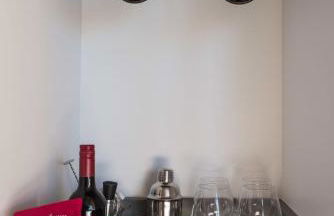 Skyline Ridge- Modern Residence w Sprawling Views - Foto 26