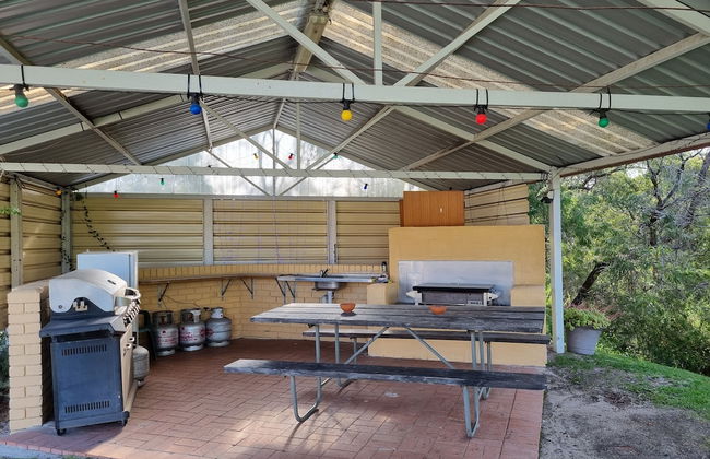 Emu Beach Chalets - Photo 64