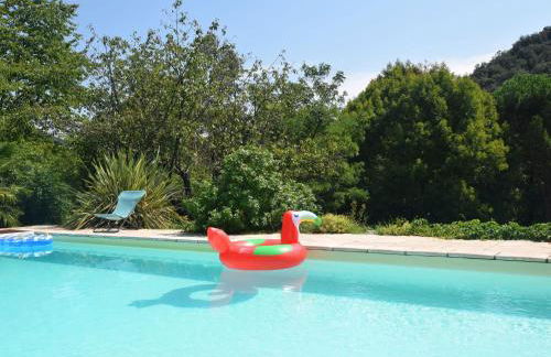 Holiday Home in Ardèche near Château de Ventadour - Foto 7