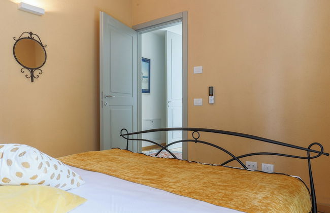 Lakefront Contemporary - Foto 18