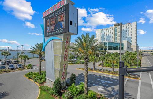 NEW King with Loft Beach Near Gulf - Foto 30