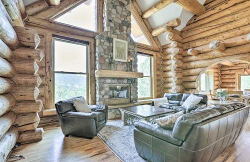 Mountain Retreat w/ Deck: Ski, Soak, Golf & Hike! - Foto 3