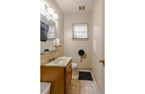 Sprawling 9 BR Mountaintop Oasis with BlueRidge Views - Foto 1