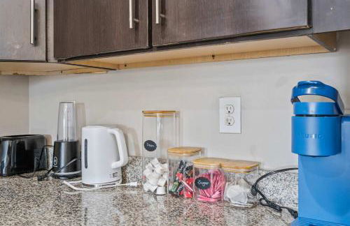 3BR Townhouse King Bed Garage Pineville - Foto 25