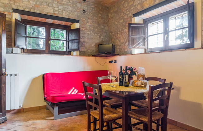 Secluded Mansion in Perugia with Hot Tub - Photo 21