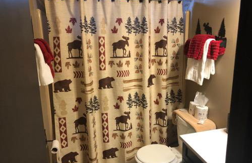 Mountain-top Cabin Get-away with Hot tub and a View - Foto 32