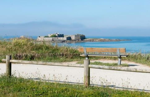 Loriot1- Appartement vue mer sur le fort bloqué ploemeur - Foto 18