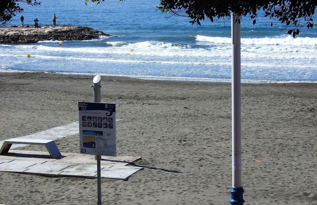 Beachfront House - Photo 27