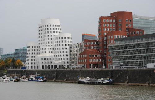 Deluxe Apartment - City Centre - Koenigsalle 5min - Foto 53