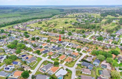 Spacious Disney Themed 5Bed Villa! Private Heated Enclosed Pool/Spa/BBQ! - Photo 44