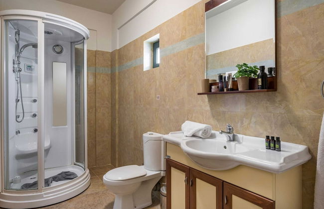 Luxury Villa With Amazing Sea Views, Private Pool, Near the Beach - Foto 24