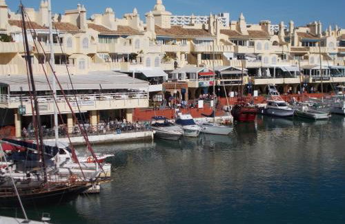 TIMON II, Luxury 3 bedroom Beachside Apartment - Foto 51