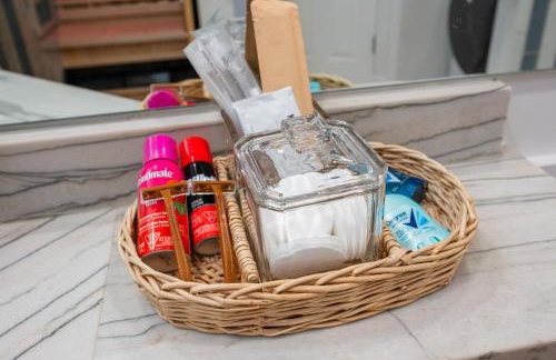 Beach Bliss 211 Balcony Water Views Beach Downtown - Photo 35