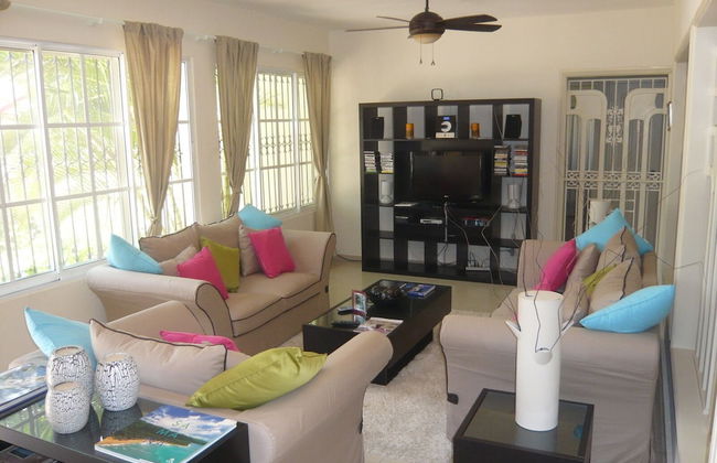 Villa Los Almendros - 2 Private Pools & Tennis & Pickle Ball - Photo 20