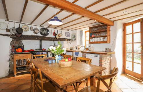 Llwyn Bedw - Photo 12