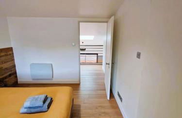 Le Bellay ¤ 2 Chambres ¤ Cour ¤10 mins Centre¤ - Foto 12