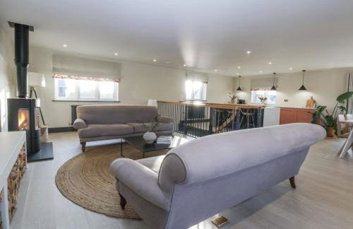 Bell House - Photo 7