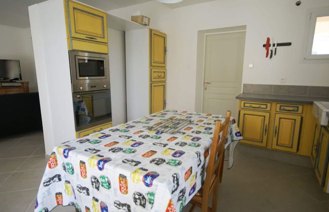 Chic Holiday Home in Pradons With Swimming Pool - Foto 8