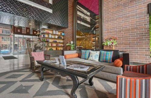 CozySuites 2BR Mill District with pool, gym #02 - Foto 16