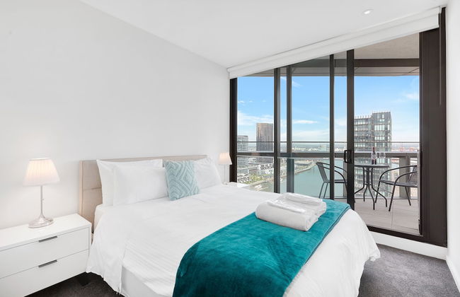 Melbourne Lifestyle Apartments - Best Views on Collins - Photo 7