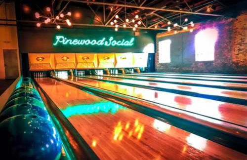 Upscale Townhome 3 miles to Downtown with 2 Car Garage - Foto 42