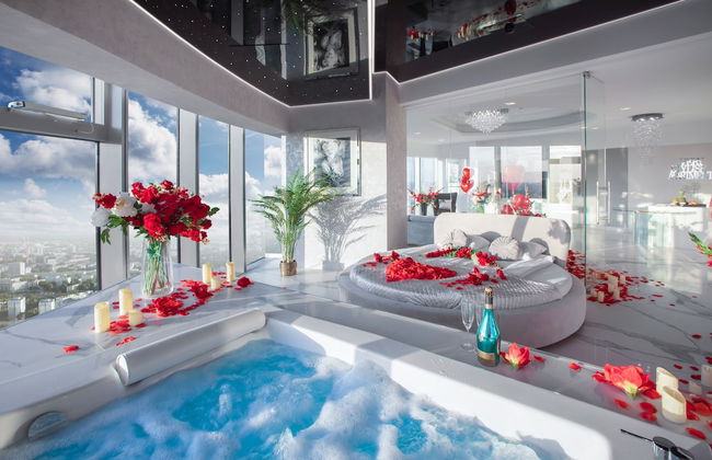 Apartments in Sky Tower with Bathtub near the window - Photo 68