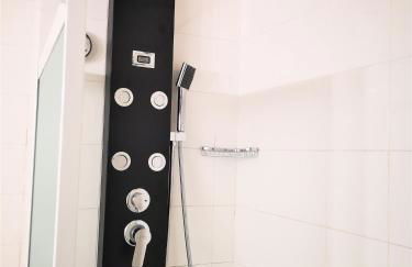 Suite Lambruschini central with top city view - Free covered parking - Foto 26