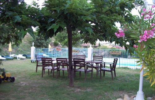 Domaine La Fontaine Du Cade - Foto 77