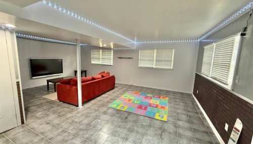 Peaceful 4BR Haven in Stn Mtn-Large Gameroom - Foto 2