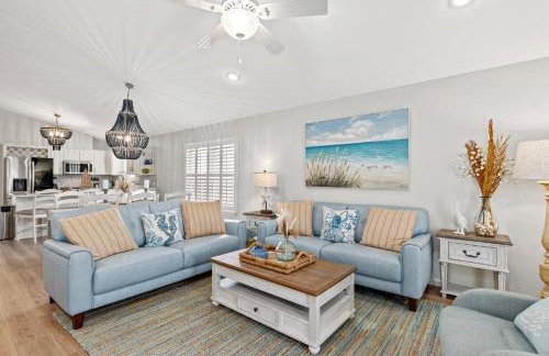 Sunshine House! 3BR 2BA Sleeps 9! Your Perfect Retreat for Comfort and Style - Foto 56