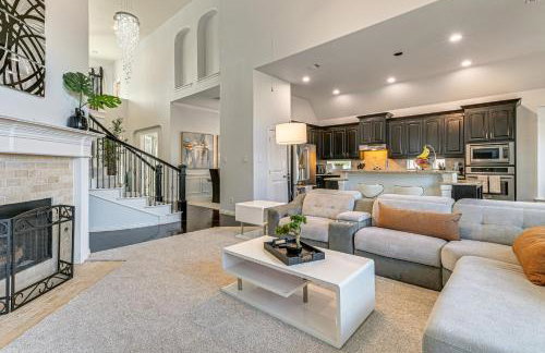 Modern Home w/ Office: Near Parks, Lake & Golf! - Foto 1