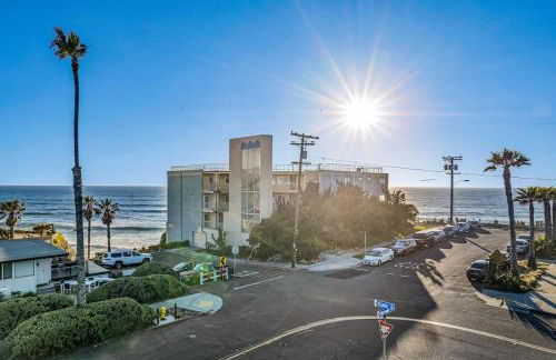 Seaside Serenity with Ocean Views - Photo 52